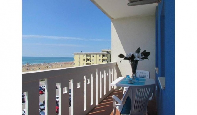 Beachfront Two Bedrooms Apartment - Airco