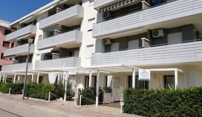 Condominio Diana Est- Gemini