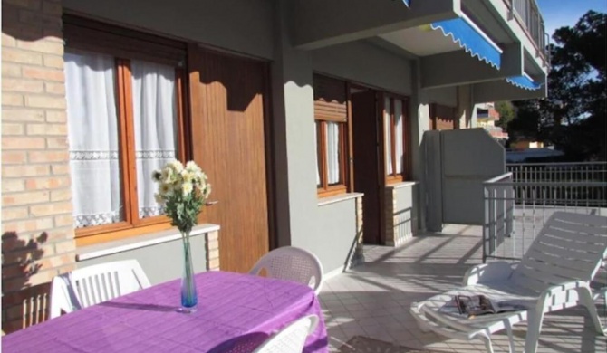 Three-room apartment with large terrace near the beach - Beach place included