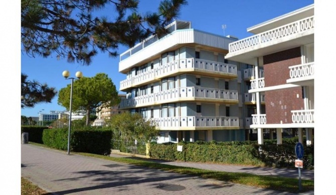 Very nice apartment facing the beach in lovely complex - Beach Place Included