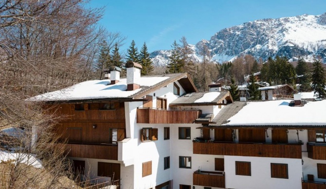 Villa Franchetti - Stayincortina