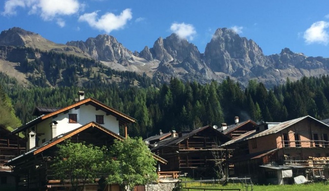 Chalet nel cuore delle Dolomiti