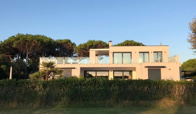 Fantastic Villa with Private Pool - Luxury Holidays on Private Island Albarella