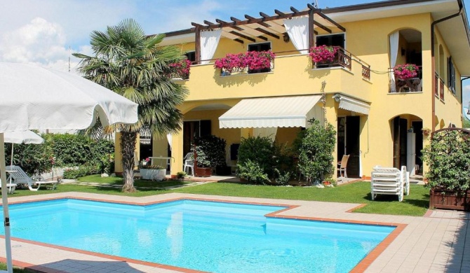 Apartments in a residence nearby the Lake Garda