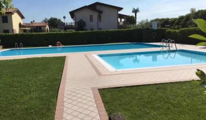 Appartamento con Piscina a Lazise