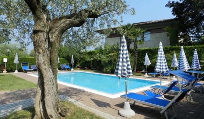 RESIDENCE ALLEGRA - Regarda Travel