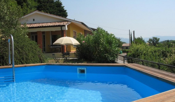 Torri del Benaco Villa Sleeps 6 Pool WiFi