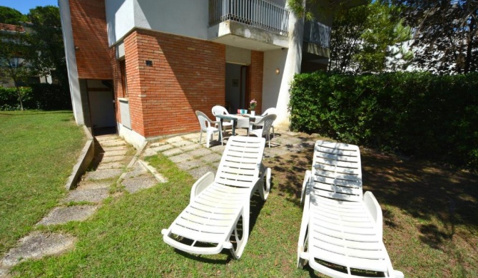 Lignano Pineta villa with garden